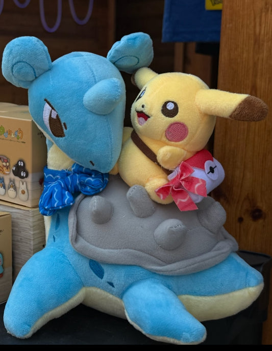 Peluche coleccionable de personajes